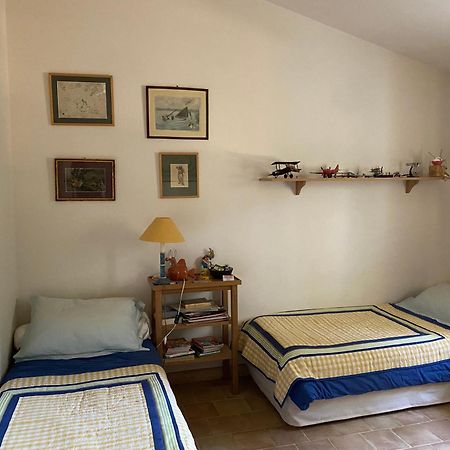 Bed and Breakfast Domaine De Fondouce Villeveyrac Esterno foto